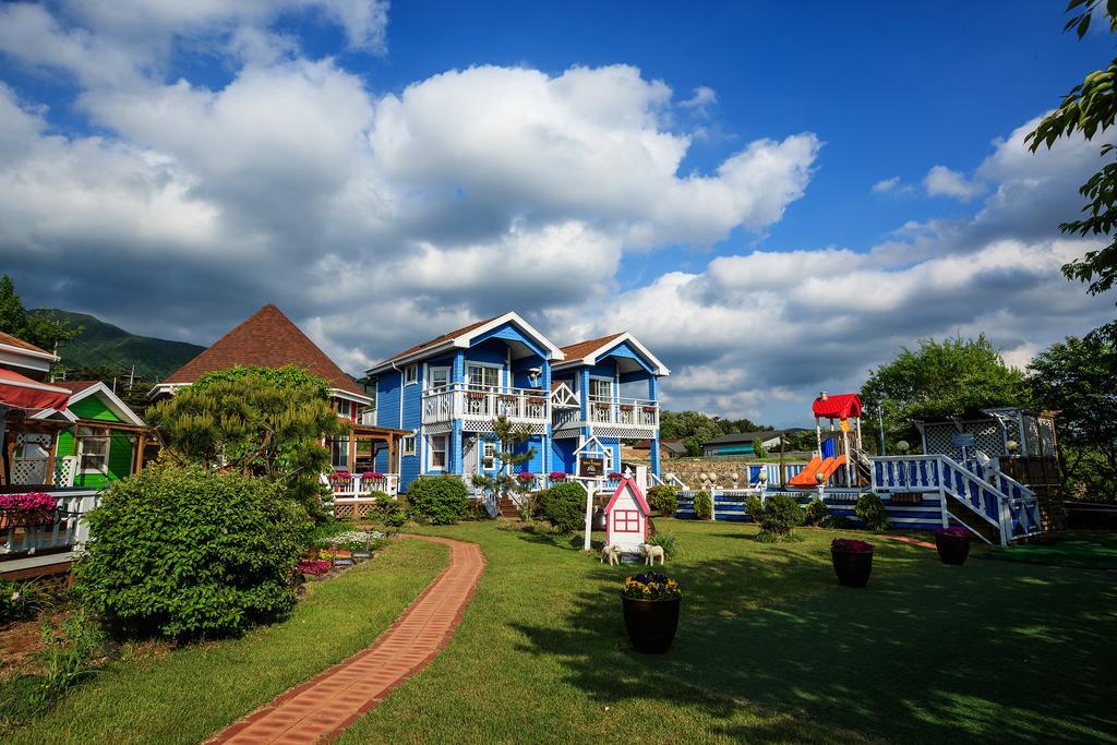 Polaris Tourist Pension Gyeongju Extérieur photo